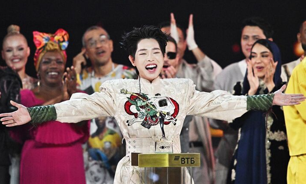 Đức Phúc trở về sau chiến thắng Intervision 2025: “Khi được gọi tên quán quân, tôi vẫn chưa biết là mình” - Xu hướng công nghệ phòng sạch thực phẩm 4.0