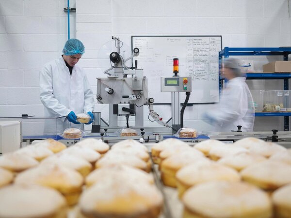 Kiểm soát E.coli Salmonella và nấm mốc trong phòng sạch thực phẩm để bảo vệ chất lượng sản phẩm