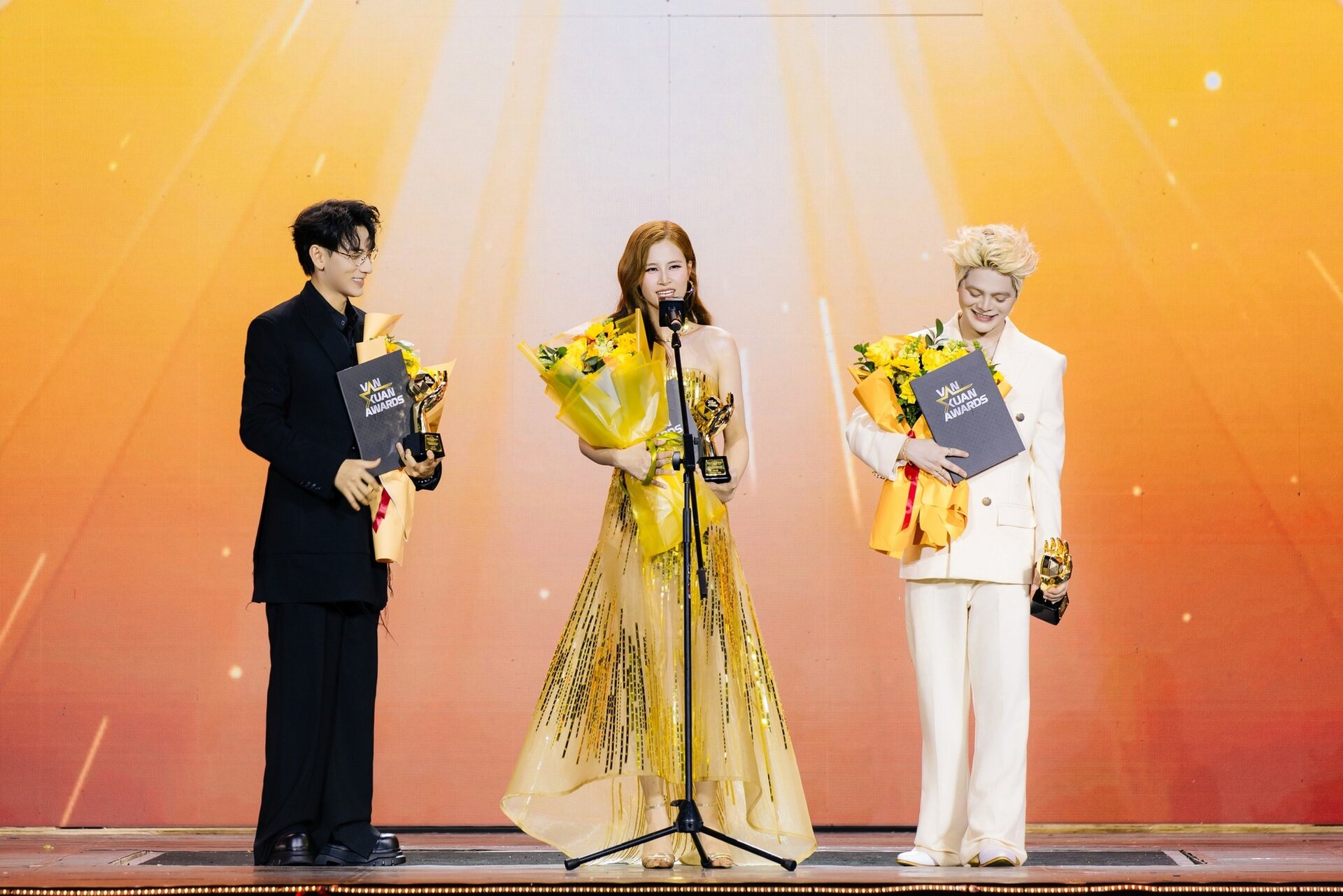 thiết bị phòng sạch