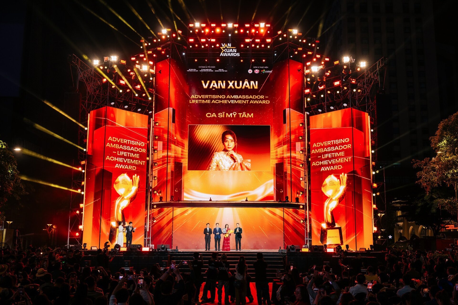 thiết bị phòng sạch