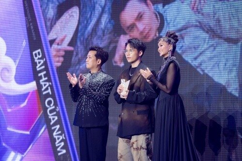 thiết bị phòng sạch