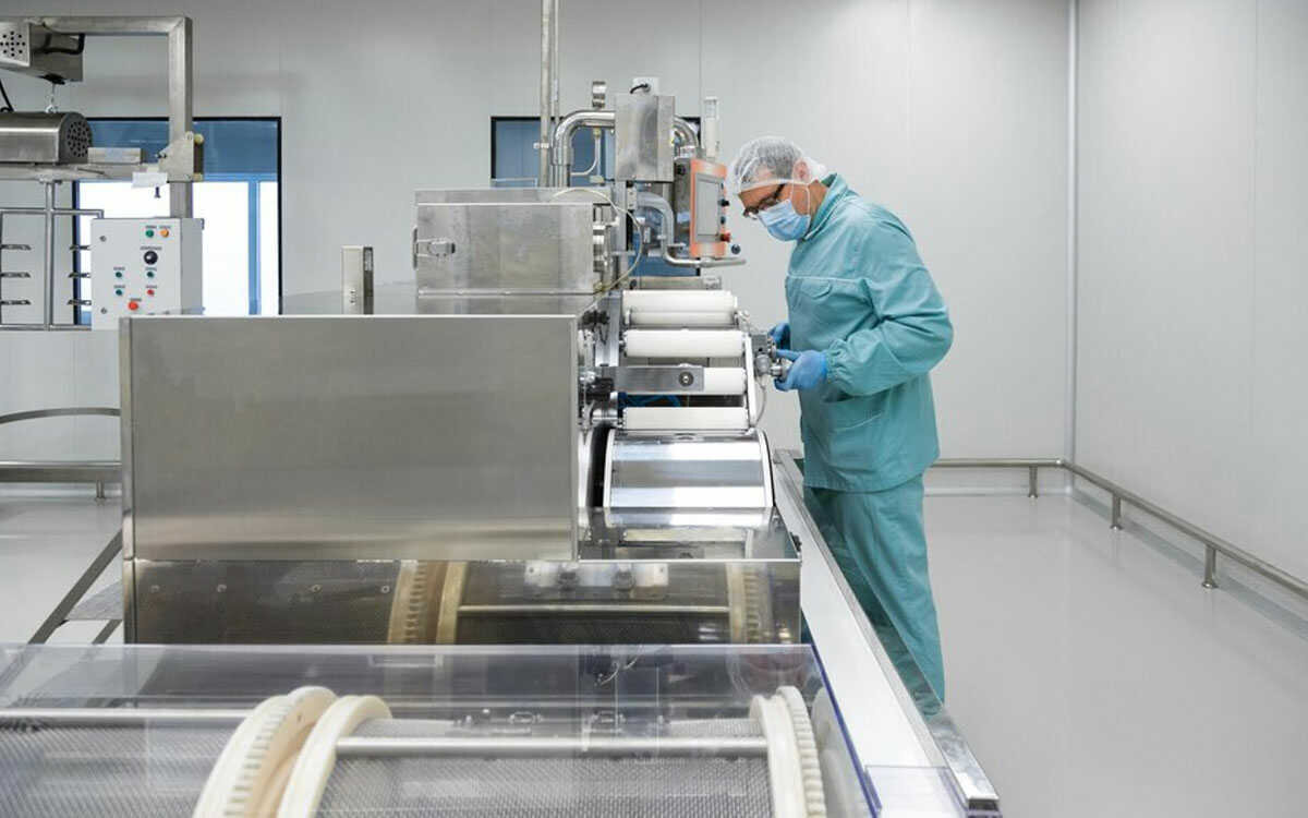 thiết bị phòng sạch 