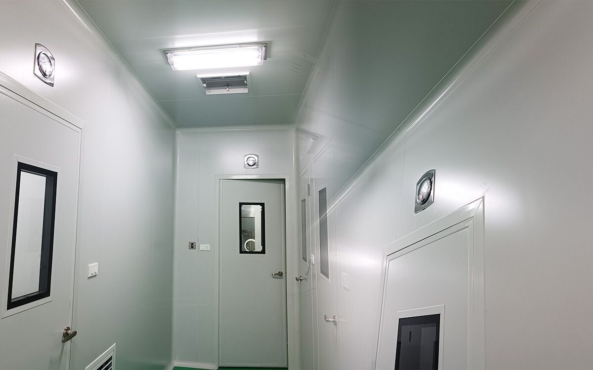 thiết bị phòng sạch