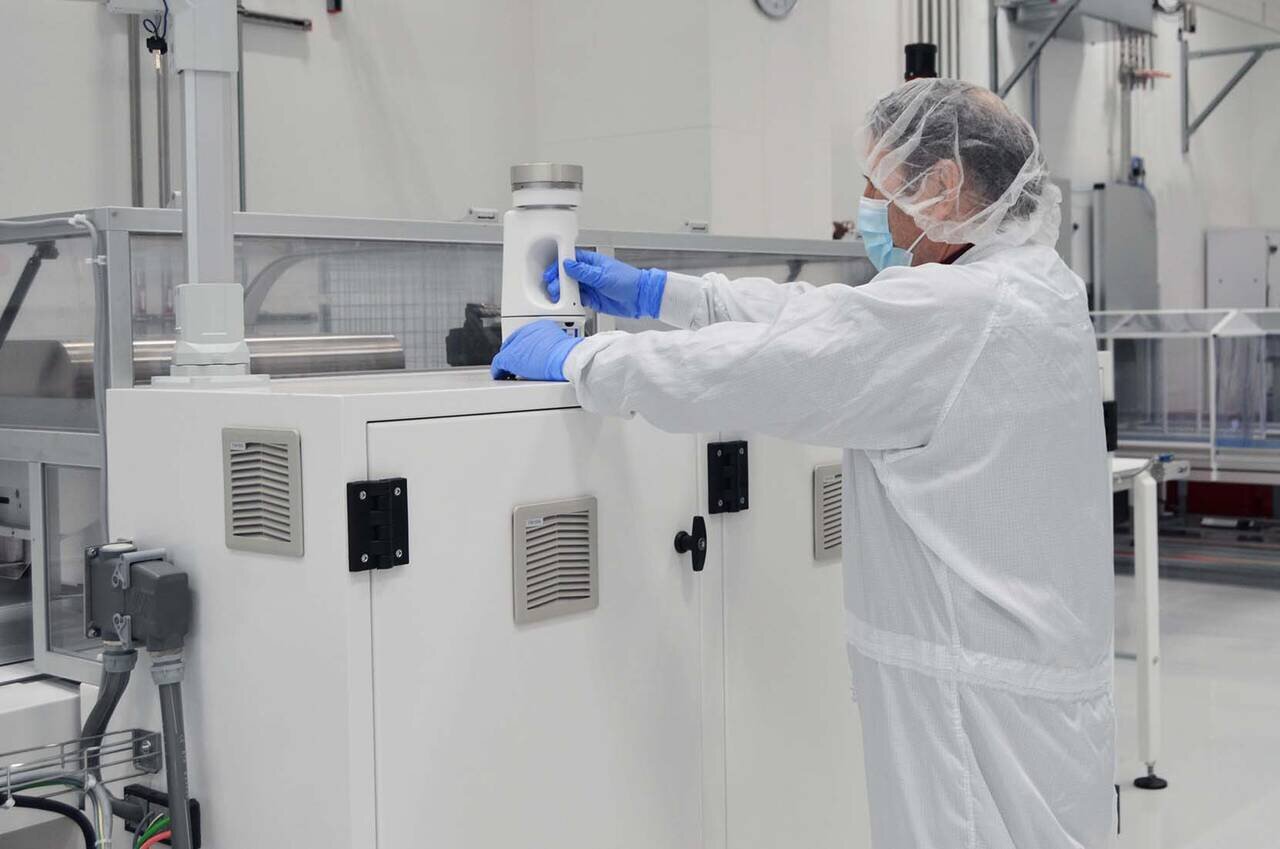 thiết bị phòng sạch