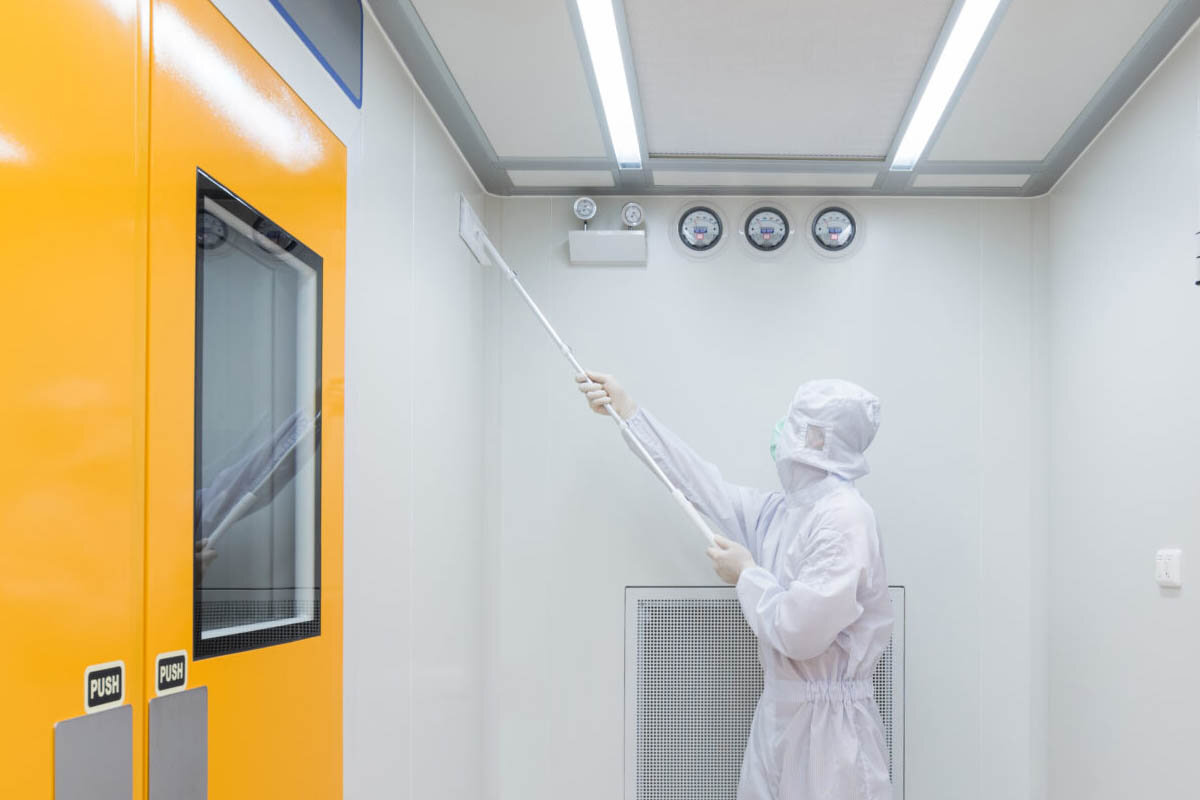 thiết bị phòng sạch